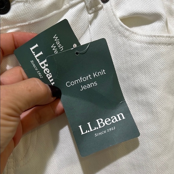 NWT L.L. Bean White Straight Jeans Classic Fit Size 12 - Picture 3 of 6